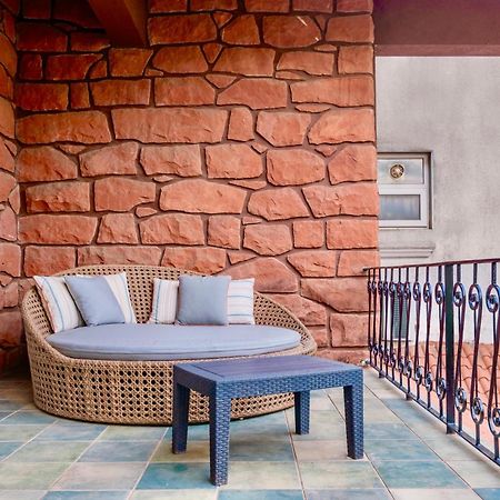 Saffronstays Boulevard Rockhouse - Pool Villa With Amazing Nature Views Лонавала Екстериор снимка