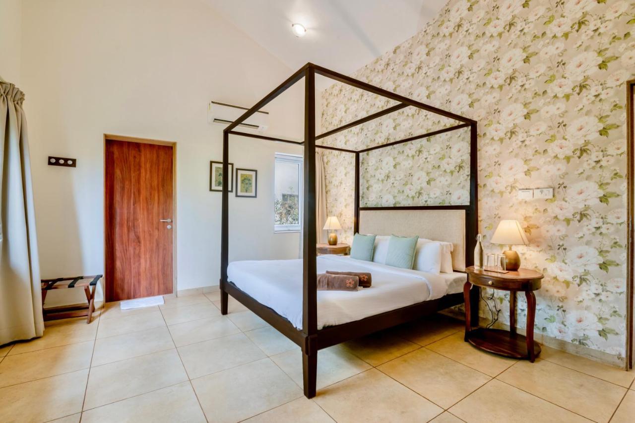 Saffronstays Boulevard Rockhouse - Pool Villa With Amazing Nature Views Лонавала Екстериор снимка