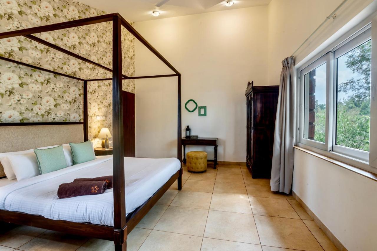 Saffronstays Boulevard Rockhouse - Pool Villa With Amazing Nature Views Лонавала Екстериор снимка
